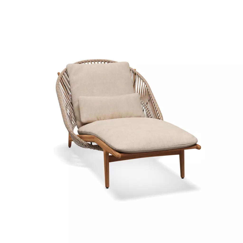 outdoor sun lounger
