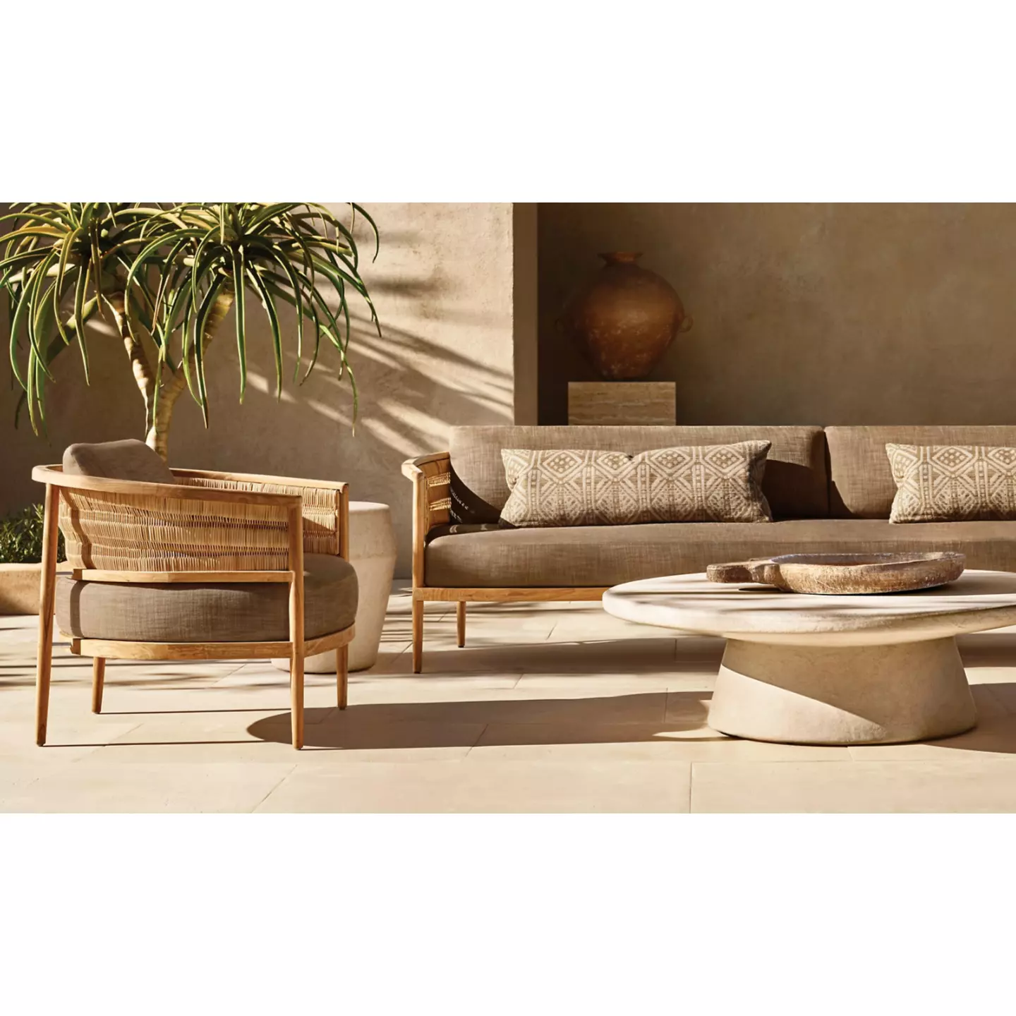 rh round coffee table